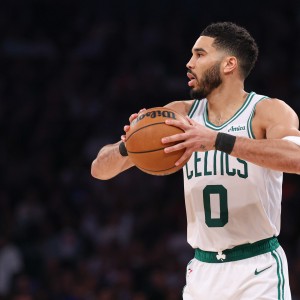 半岛体育在线-慢慢来！塔图姆复出三场场均19.7分6.7板3.7助 投篮命中率39%